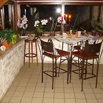 Le Tilleul A Fleurs Bed & Breakfast